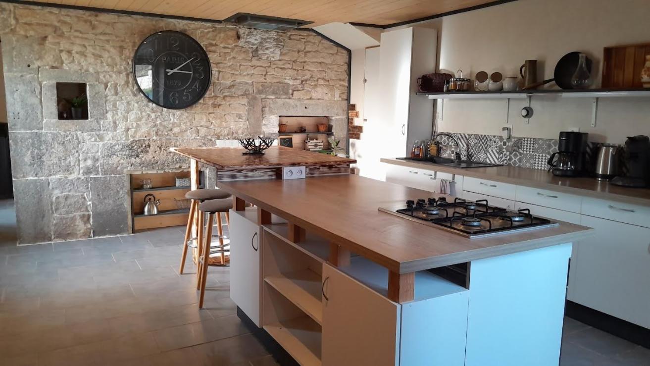 Maison Renove En Pierre Crotenay Bagian luar foto